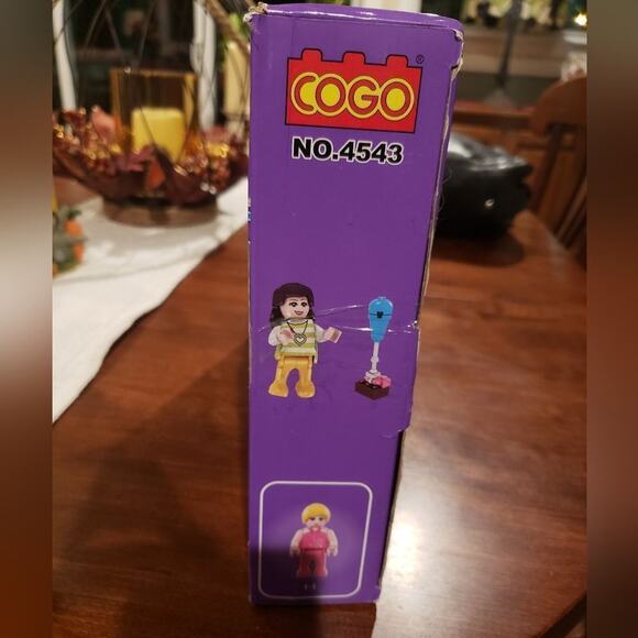 COGO Girls Merry-go- round building blocks 266 pieced Lego compatible - Picture 3 of 4